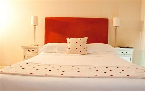 Beansheaf Hotel Малтон Экстерьер фото